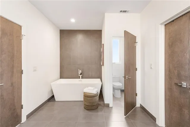 a view of a porch with a backyard