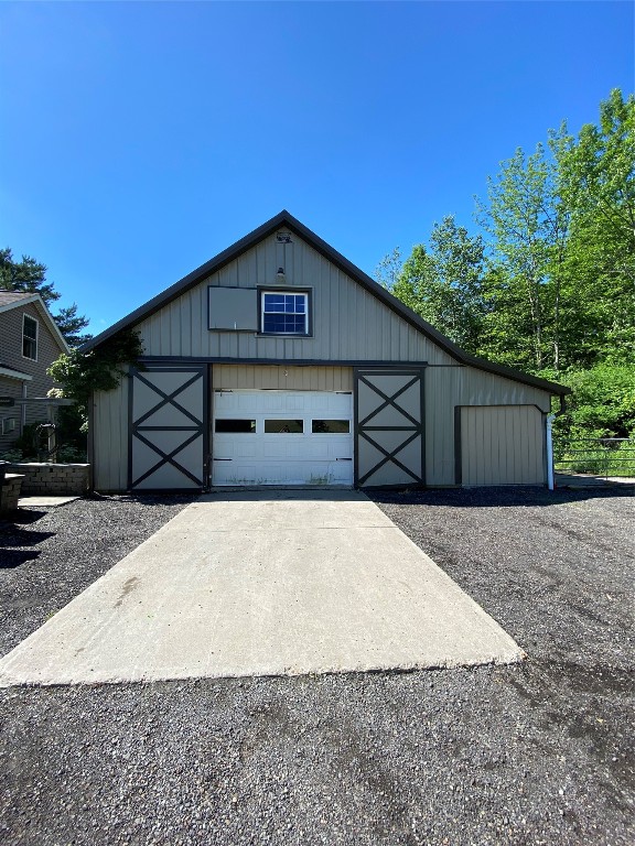 545 Morgan Road Binghamton, NY 13903 - Photo 4 of 48 Gallery Image 4