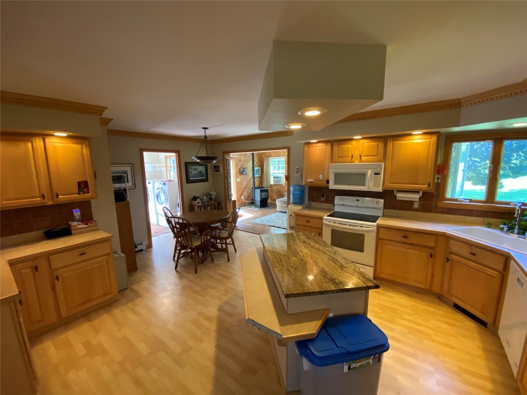 545 Morgan Road Binghamton, NY 13903 - Photo 6 of 48 Gallery Image 6