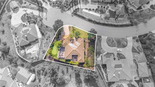 $1,299,900 | 3170 Larkwood Court, Fallbrook, CA 92028