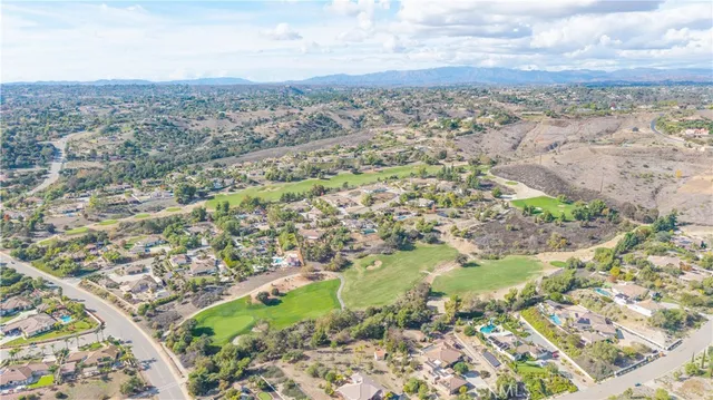 $1,299,900 | 3170 Larkwood Court, Fallbrook, CA 92028