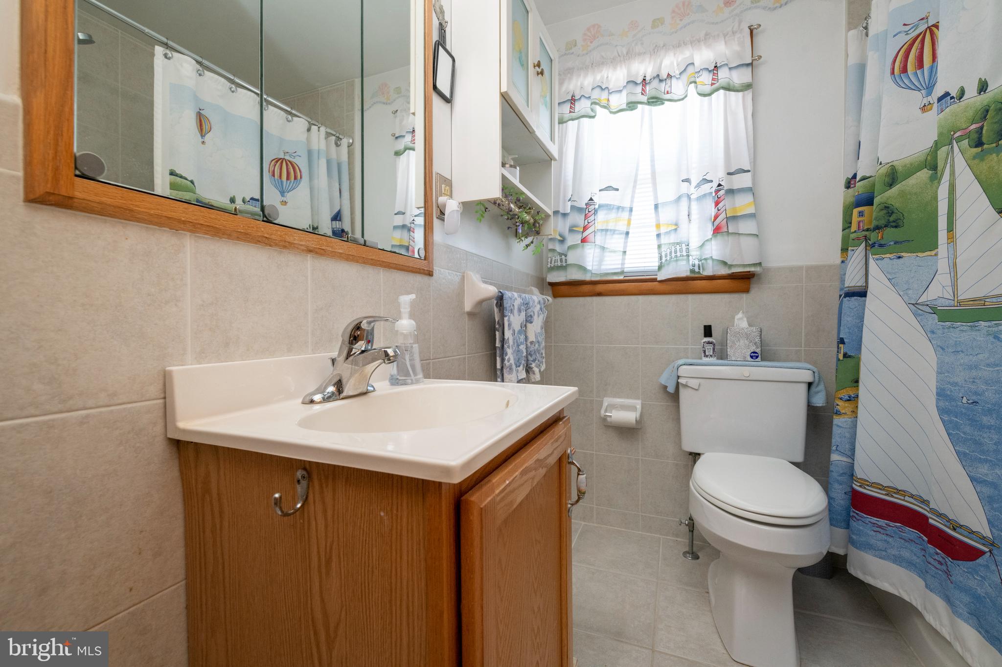 8209 Old Philadelphia Road Rosedale, MD 21237 - Photo 20 of 35 Upper level full bath