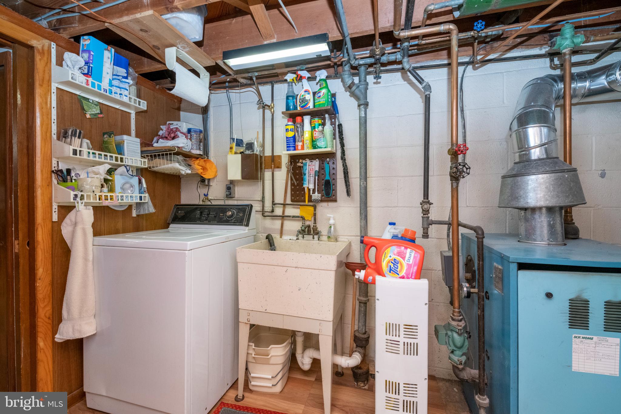 8209 Old Philadelphia Road Rosedale, MD 21237 - Photo 28 of 35 Washer and utility sink
