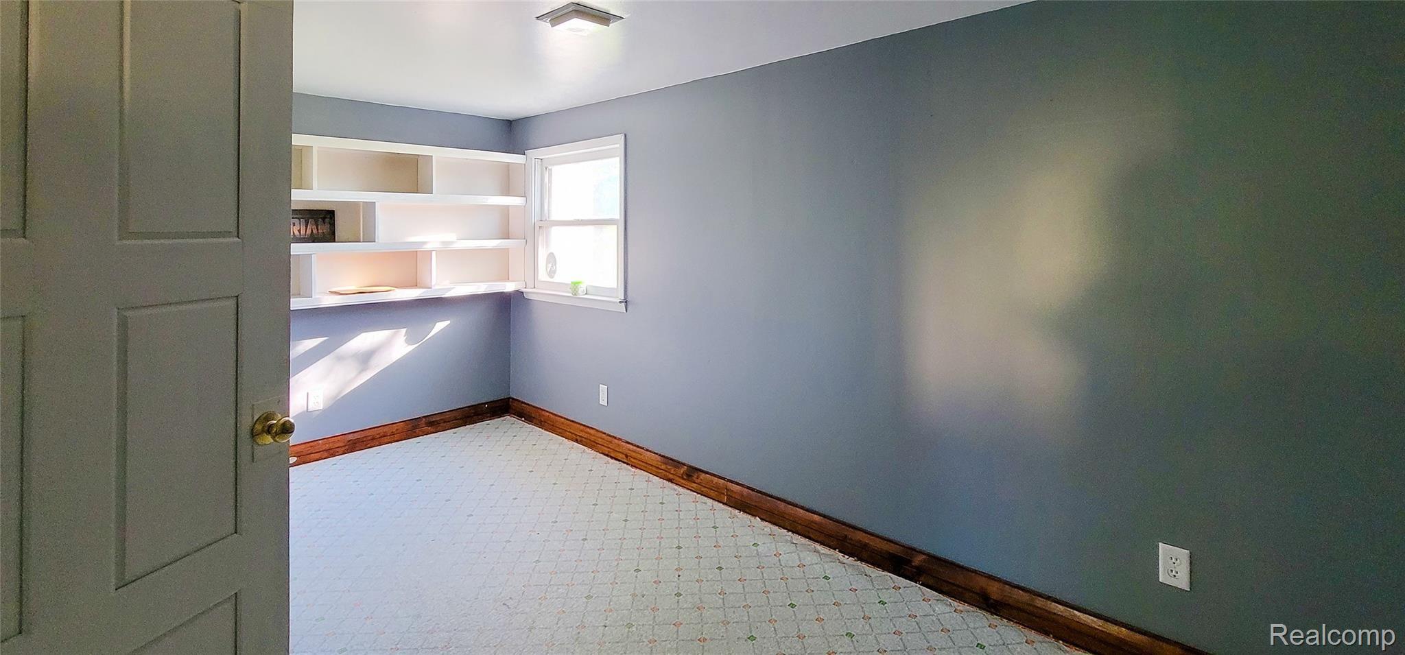 9701 Center Road Fostoria, MI 48435 - Photo 15 of 23 9701 Center Rd-100627.jpg
