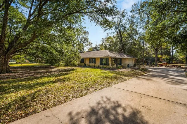 $189,000 | 214 Guilbeau Sub Road, Mansura, LA 71350