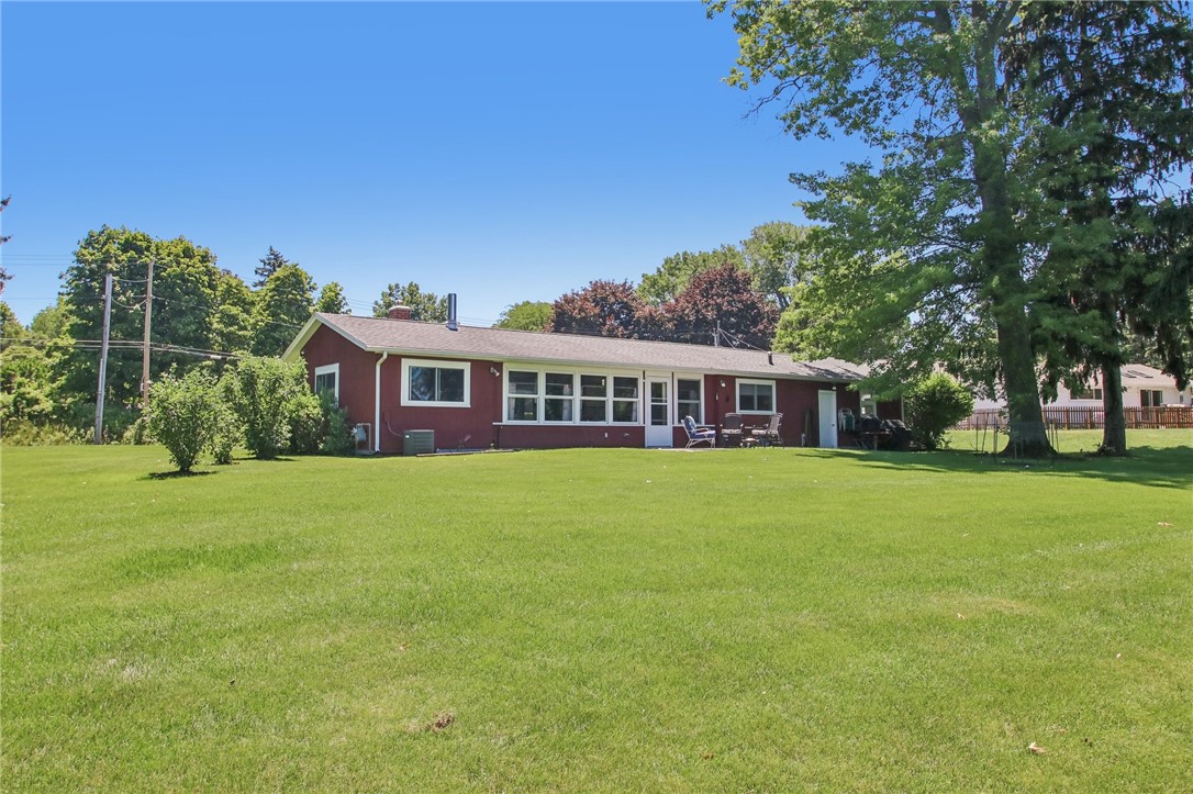 536 Lake Road Webster, NY 14580 - Photo 31 of 45