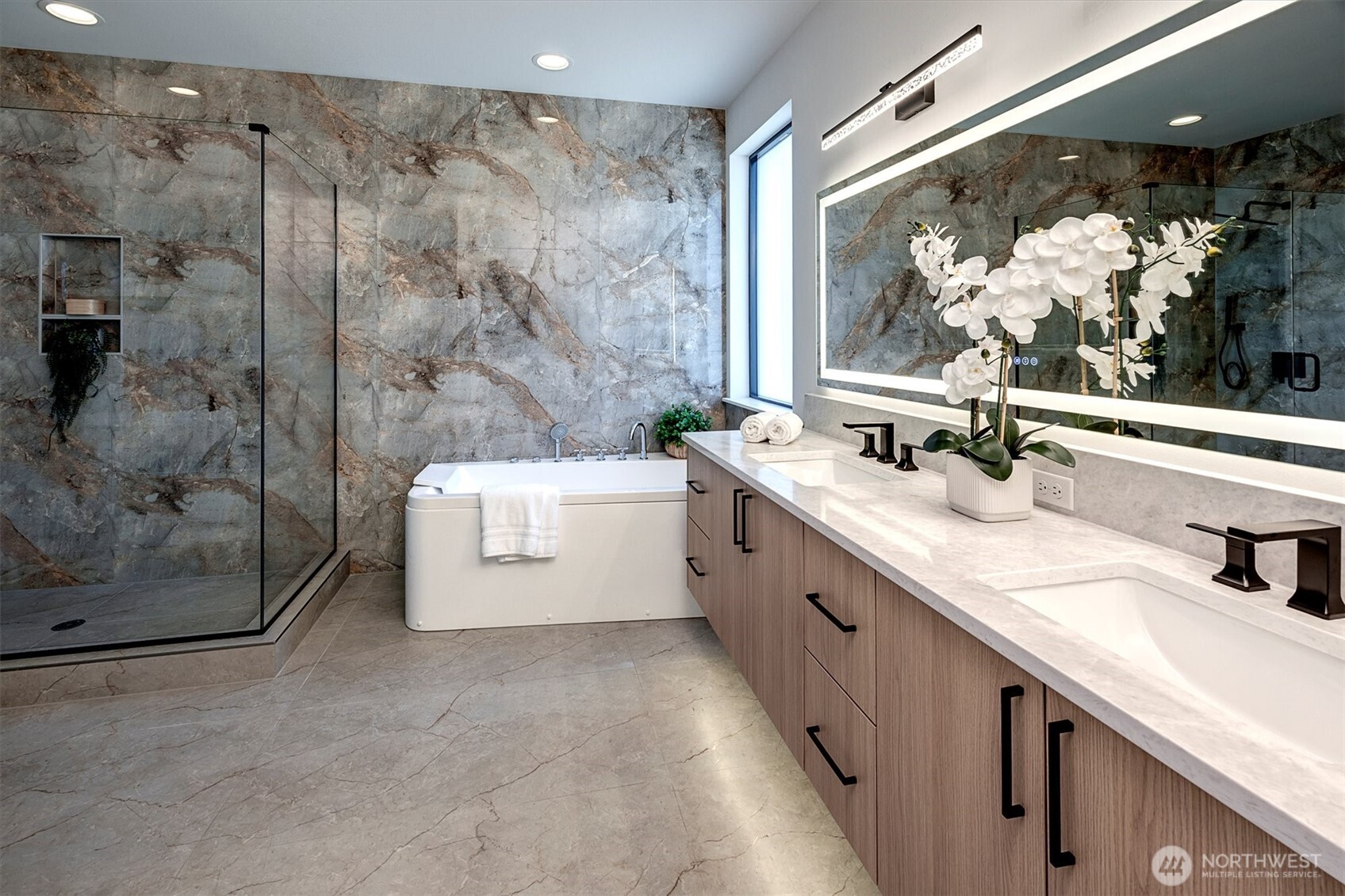 16219 Simonds Road Northeast Kenmore, WA 98028 - Photo 26 of 38