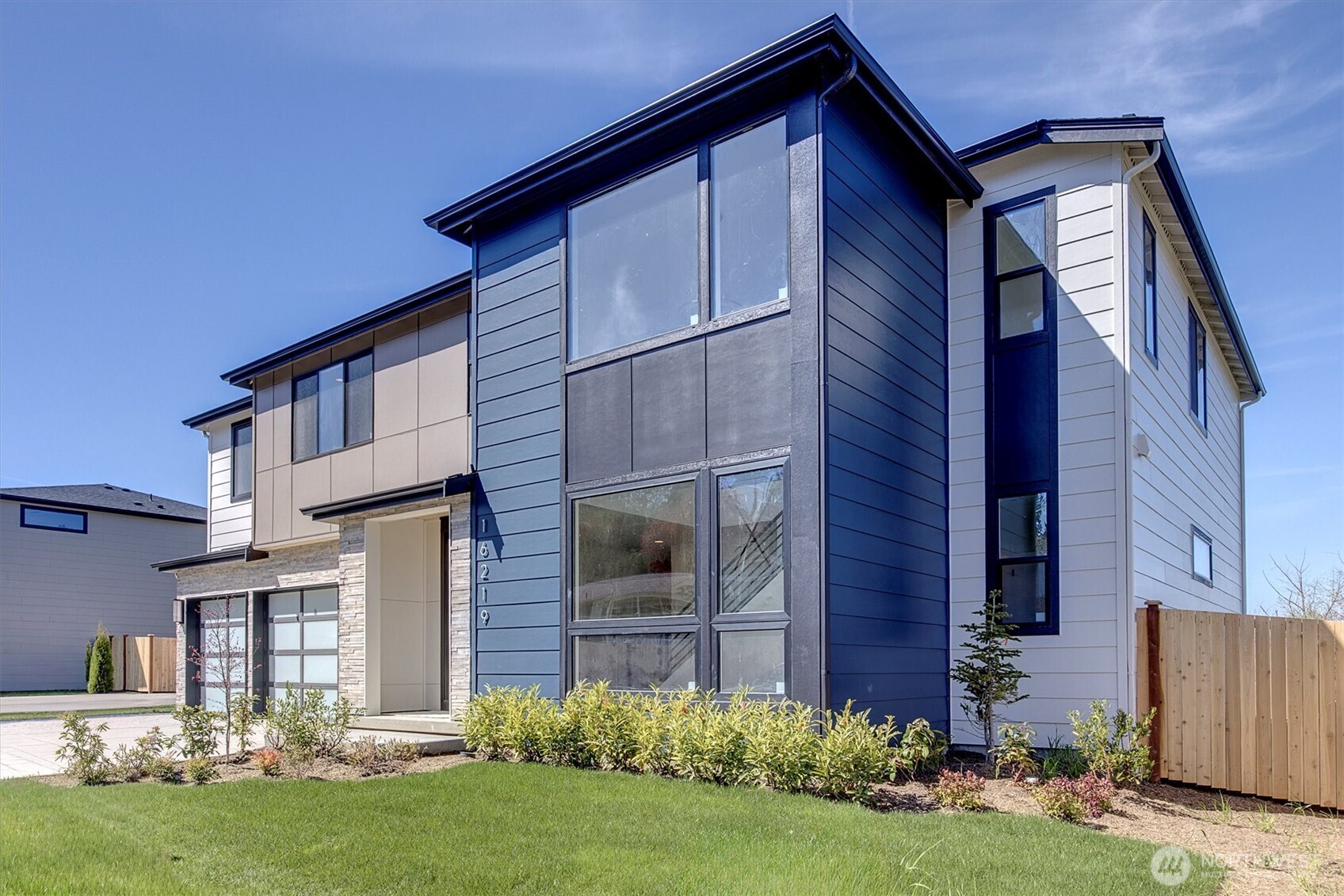 16219 Simonds Road Northeast Kenmore, WA 98028 - Photo 37 of 38