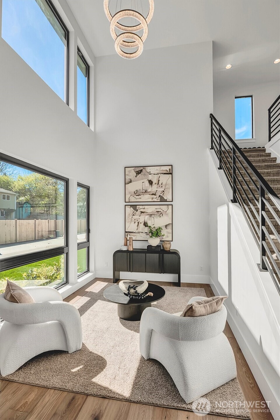 16219 Simonds Road Northeast Kenmore, WA 98028 - Photo 4 of 38