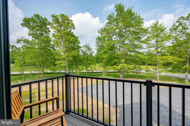 $1,999,900 | 16 Grand Ests Drive, Oakland, MD 21550