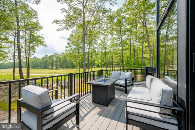 $1,999,900 | 16 Grand Ests Drive, Oakland, MD 21550