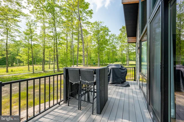 $1,999,900 | 16 Grand Ests Drive, Oakland, MD 21550