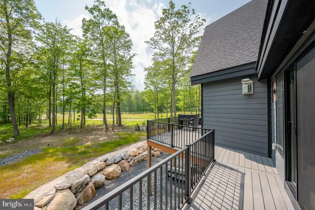 $1,999,900 | 16 Grand Ests Drive, Oakland, MD 21550