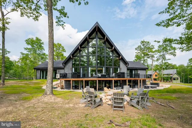 $1,999,900 | 16 Grand Ests Drive, Oakland, MD 21550