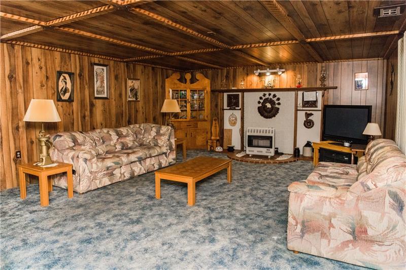 1831 Bigger Road Bulger, PA 15019 - Photo 13 of 25