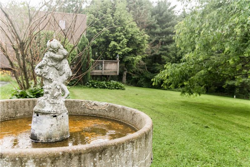 1831 Bigger Road Bulger, PA 15019 - Photo 4 of 25