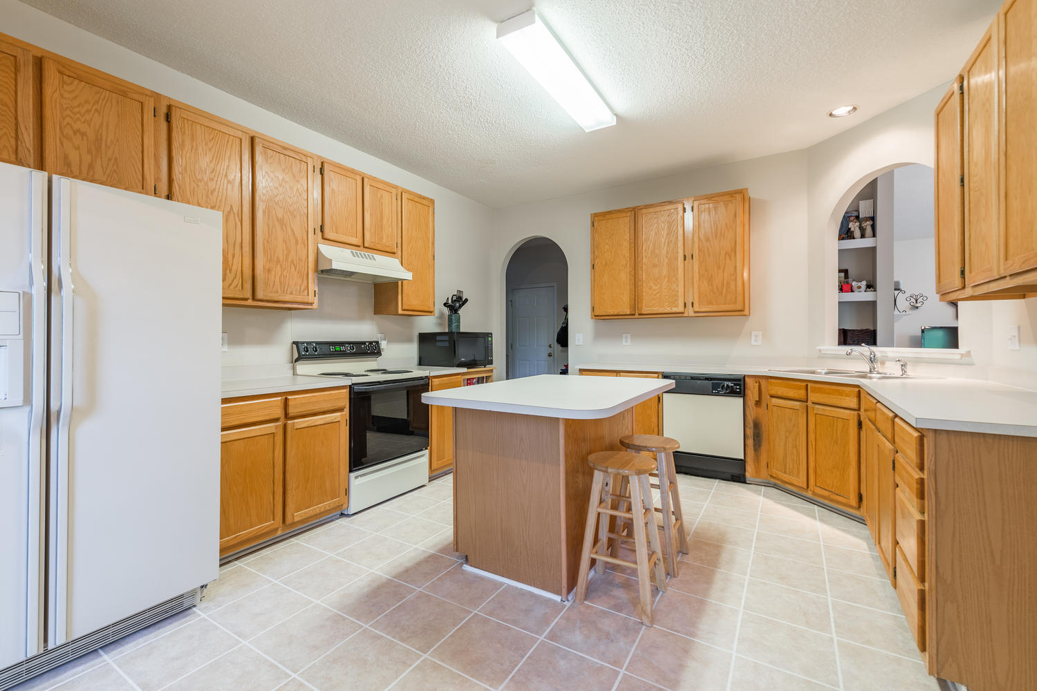 1908 Treebark Drive Charleston, SC 29414 - Photo 3 of 21 1908 Treebark Drive
