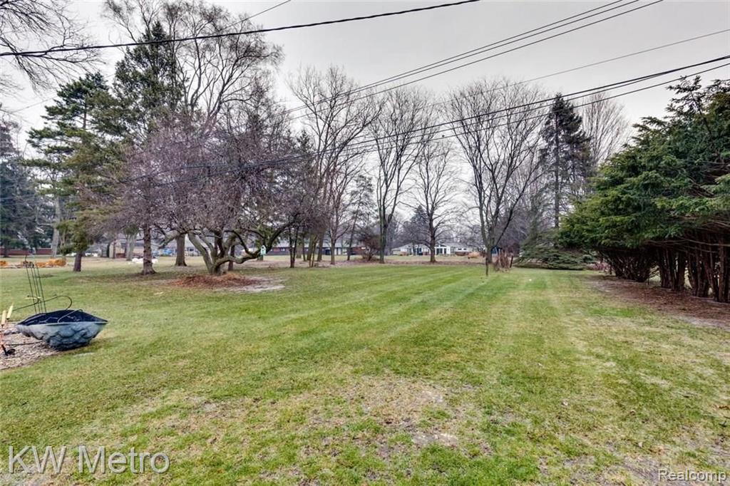 145 Wimpole Drive Rochester Hills, MI 48309 - Photo 18 of 21