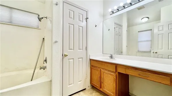 $1,950 | 3553 Rock Shelf Lane, Round Rock, TX 78681