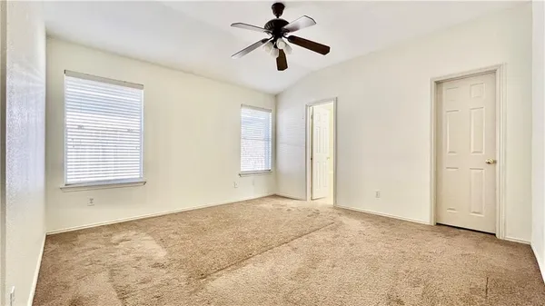 $1,950 | 3553 Rock Shelf Lane, Round Rock, TX 78681