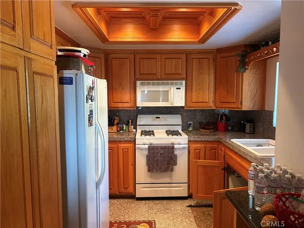 $1,550,000 | 95 West Laurel Avenue, Sierra Madre, CA 91024