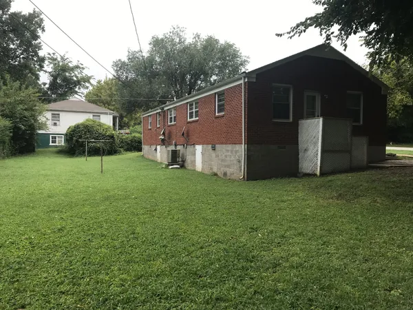 $725 | 1662 Vista Lane, Unit A, Clarksville, TN 37043