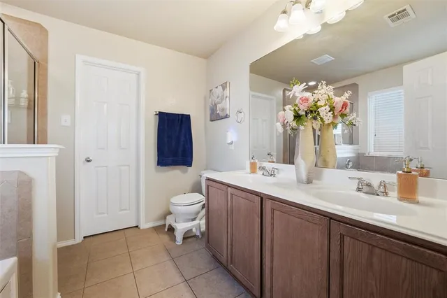 $299,000 | 529 Inspiration Drive, Lancaster, TX 75146