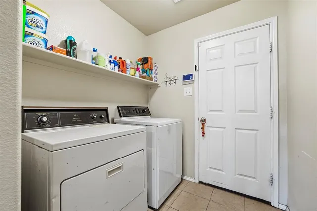 $299,000 | 529 Inspiration Drive, Lancaster, TX 75146