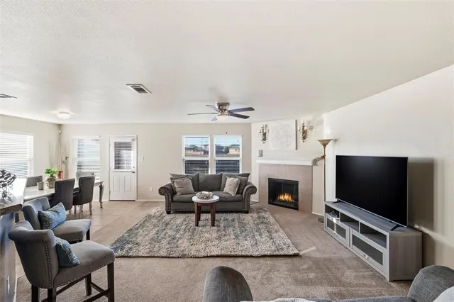 $299,000 | 529 Inspiration Drive, Lancaster, TX 75146