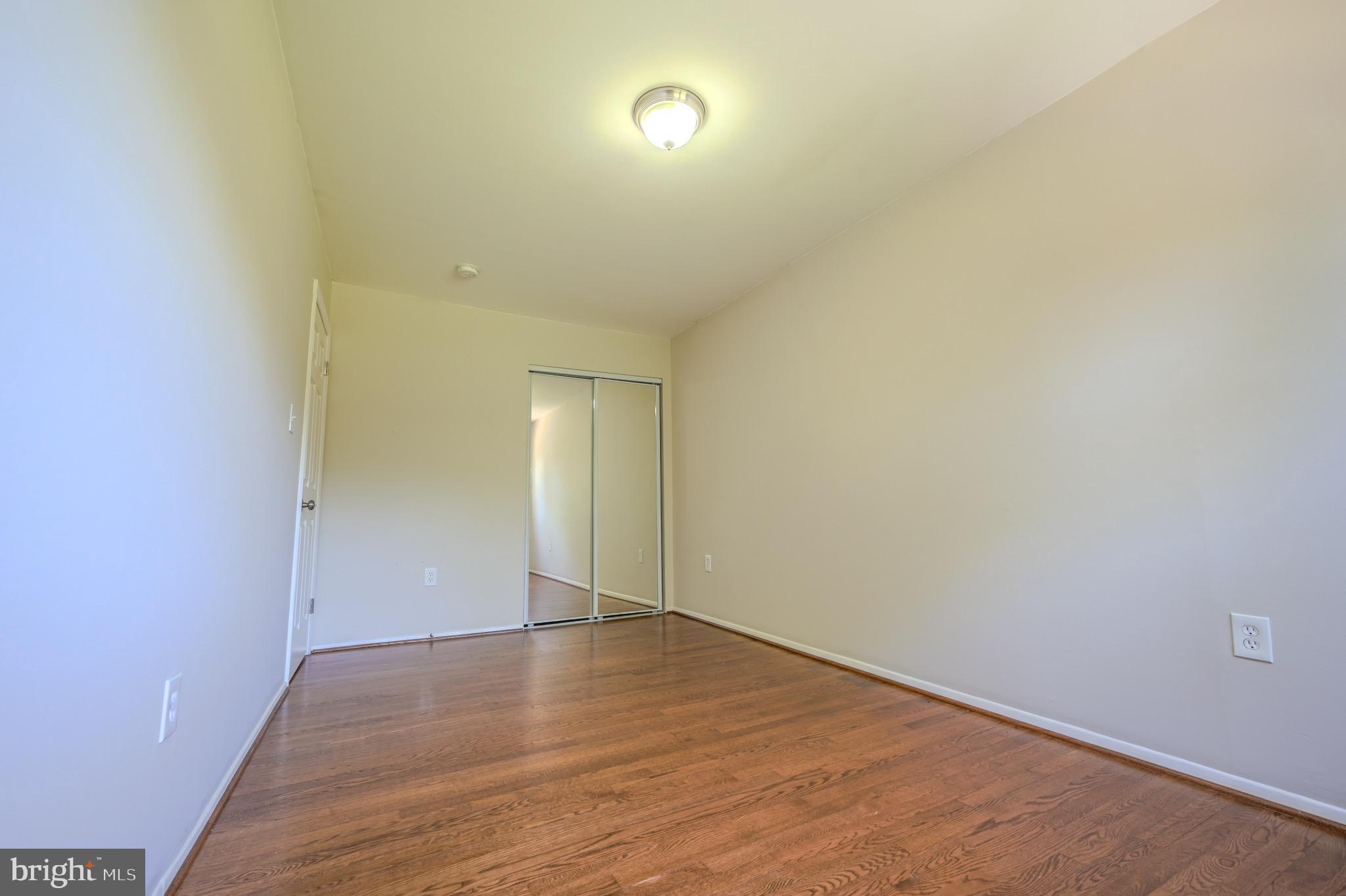 3391 Benbow Court Woodbridge, VA 22193 - Photo 20 of 34 Bedroom 1