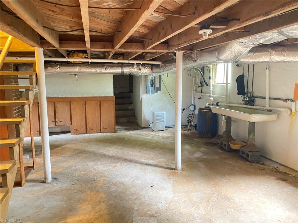 7570 Highway 700 Ruffin, NC 27326 - Photo 30 of 34