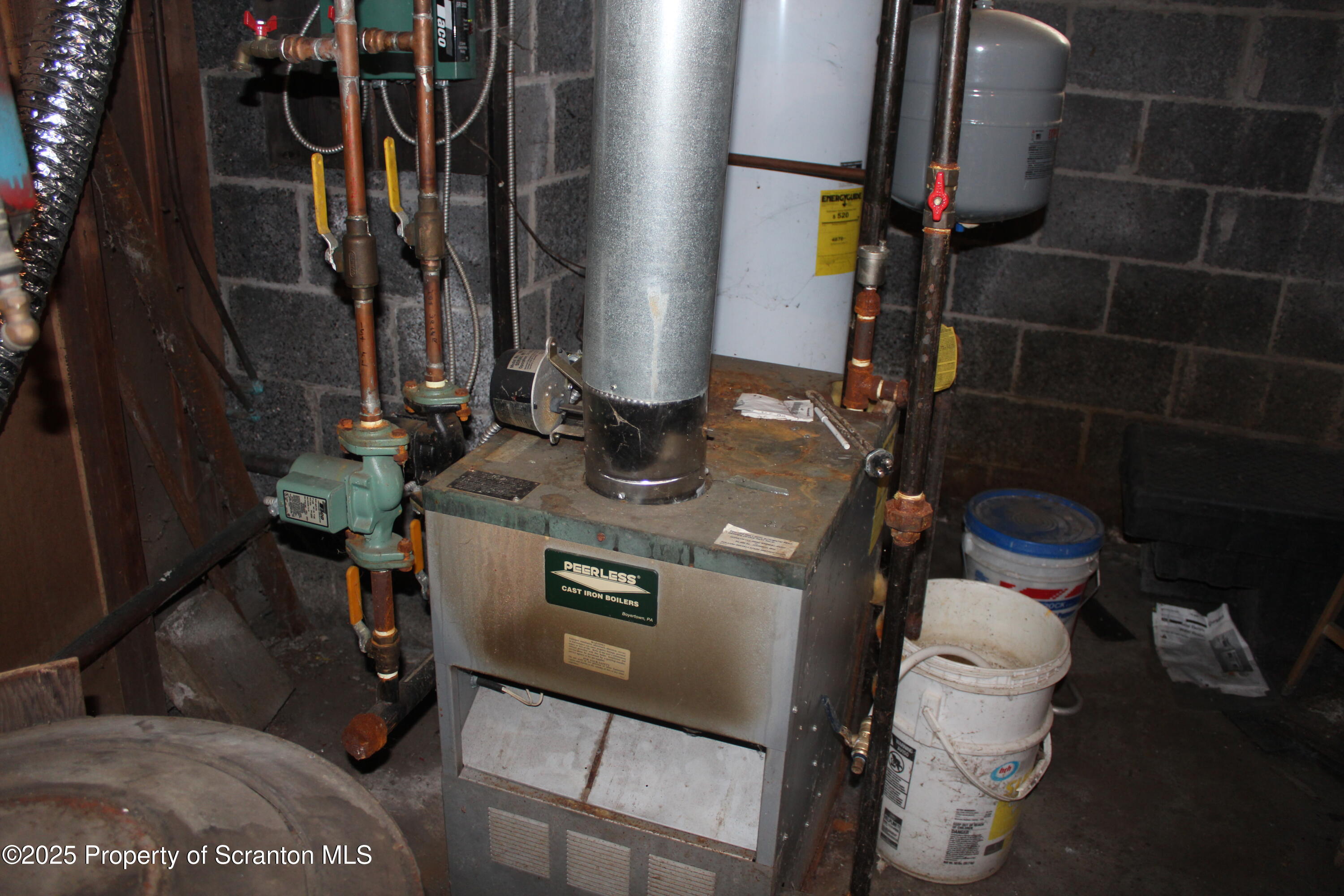 704 Edgebrook Drive Moosic, PA 18507 - Photo 27 of 30 IMG_5866