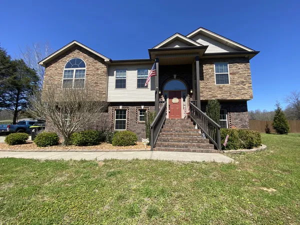 $2,200 | 2638 7 Mile Ferry Road, Clarksville, TN 37040