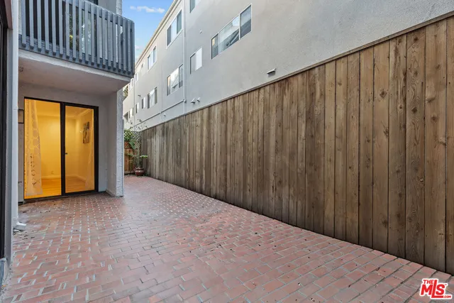 a view of an entryway