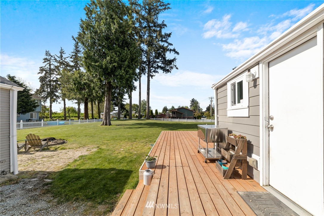 17240 Bennett Road Mount Vernon, WA 98273 - Photo 22 of 27