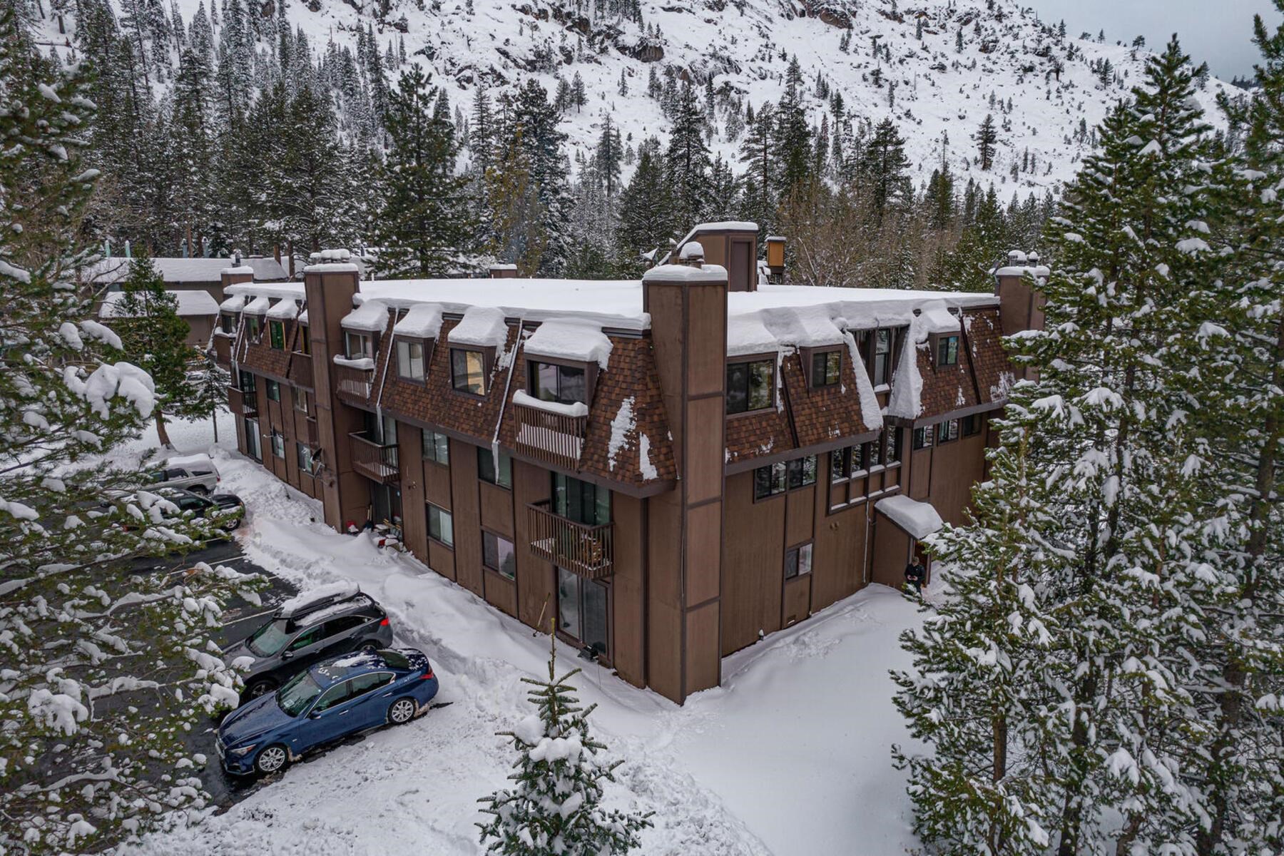 420 Shirley Cyn Road, Unit 29 Olympic Valley, CA 96146 - Photo 19 of 27