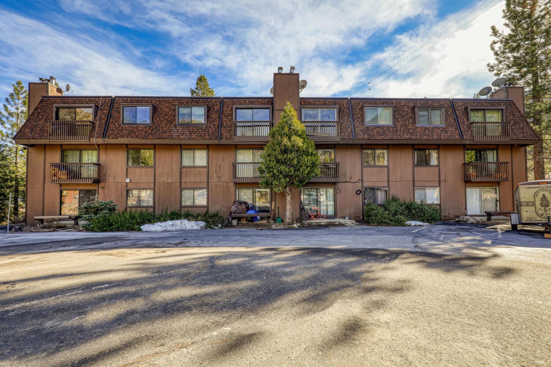 420 Shirley Cyn Road, Unit 29 Olympic Valley, CA 96146 - Photo 2 of 27
