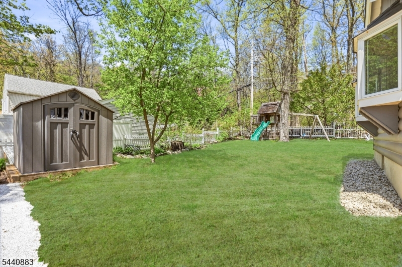 5 Sanoset Road Vernon, NJ 07422 - Photo 13 of 18