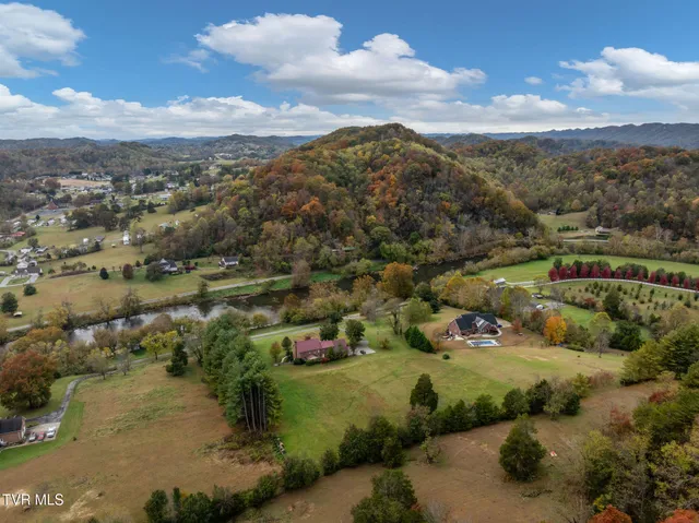 $649,999 | 2530 North Holston River Dr Extension, Kingsport, TN 37660
