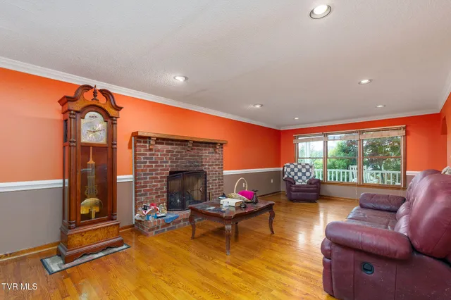 $649,999 | 2530 North Holston River Dr Extension, Kingsport, TN 37660