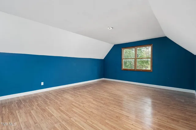 $649,999 | 2530 North Holston River Dr Extension, Kingsport, TN 37660