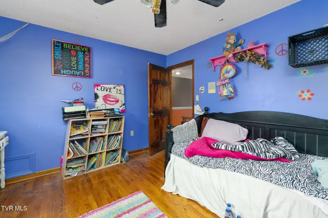 $649,999 | 2530 North Holston River Dr Extension, Kingsport, TN 37660