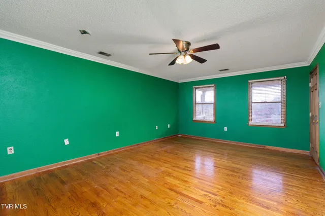 $649,999 | 2530 North Holston River Dr Extension, Kingsport, TN 37660