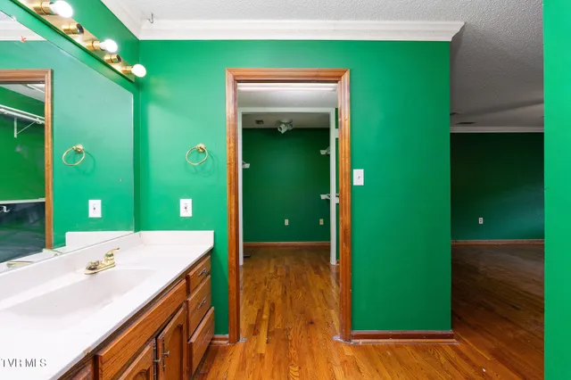 $649,999 | 2530 North Holston River Dr Extension, Kingsport, TN 37660