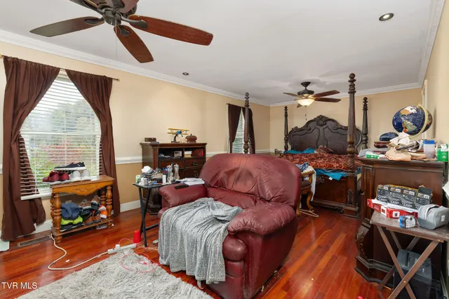 $649,999 | 2530 North Holston River Dr Extension, Kingsport, TN 37660