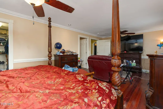 $649,999 | 2530 North Holston River Dr Extension, Kingsport, TN 37660