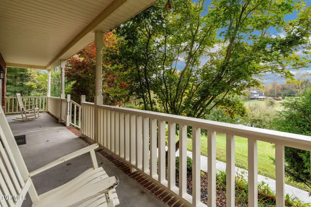 $649,999 | 2530 North Holston River Dr Extension, Kingsport, TN 37660