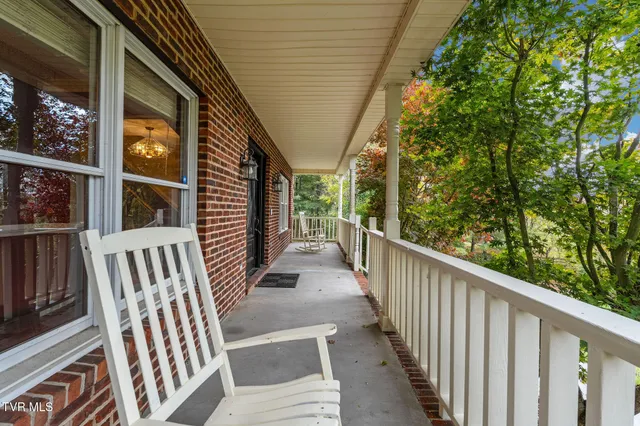 $649,999 | 2530 North Holston River Dr Extension, Kingsport, TN 37660