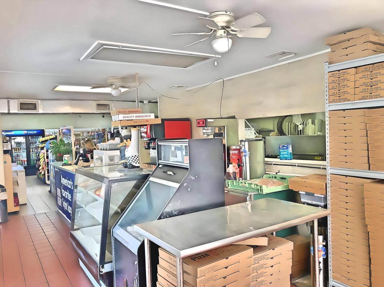 6480 Flaghole Road Clewiston, FL 33440 - Photo 7 of 12 416036344_351696317677379_19027977967510