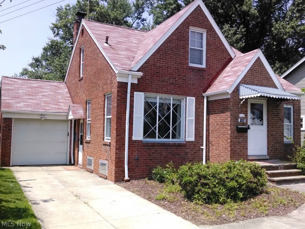 1404 South Green Road Cleveland, OH 44121 - Photo 22 of 23 1 car garage, attached